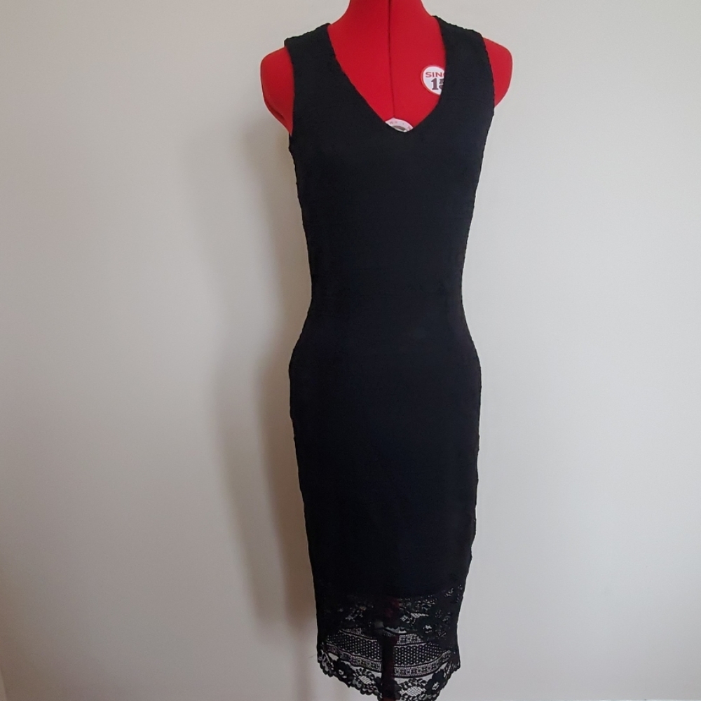 H&M Lace Mididress